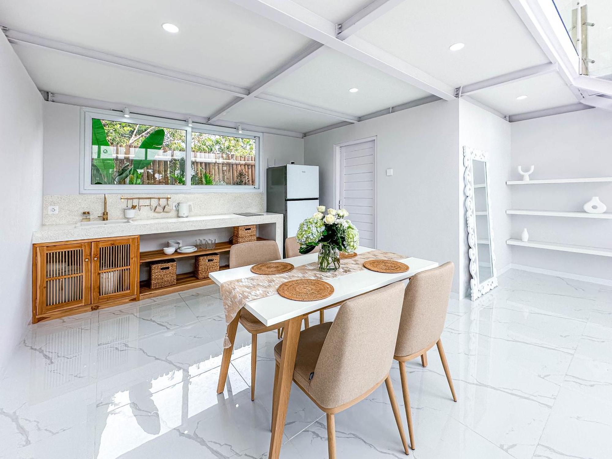 Villa White By Supala *